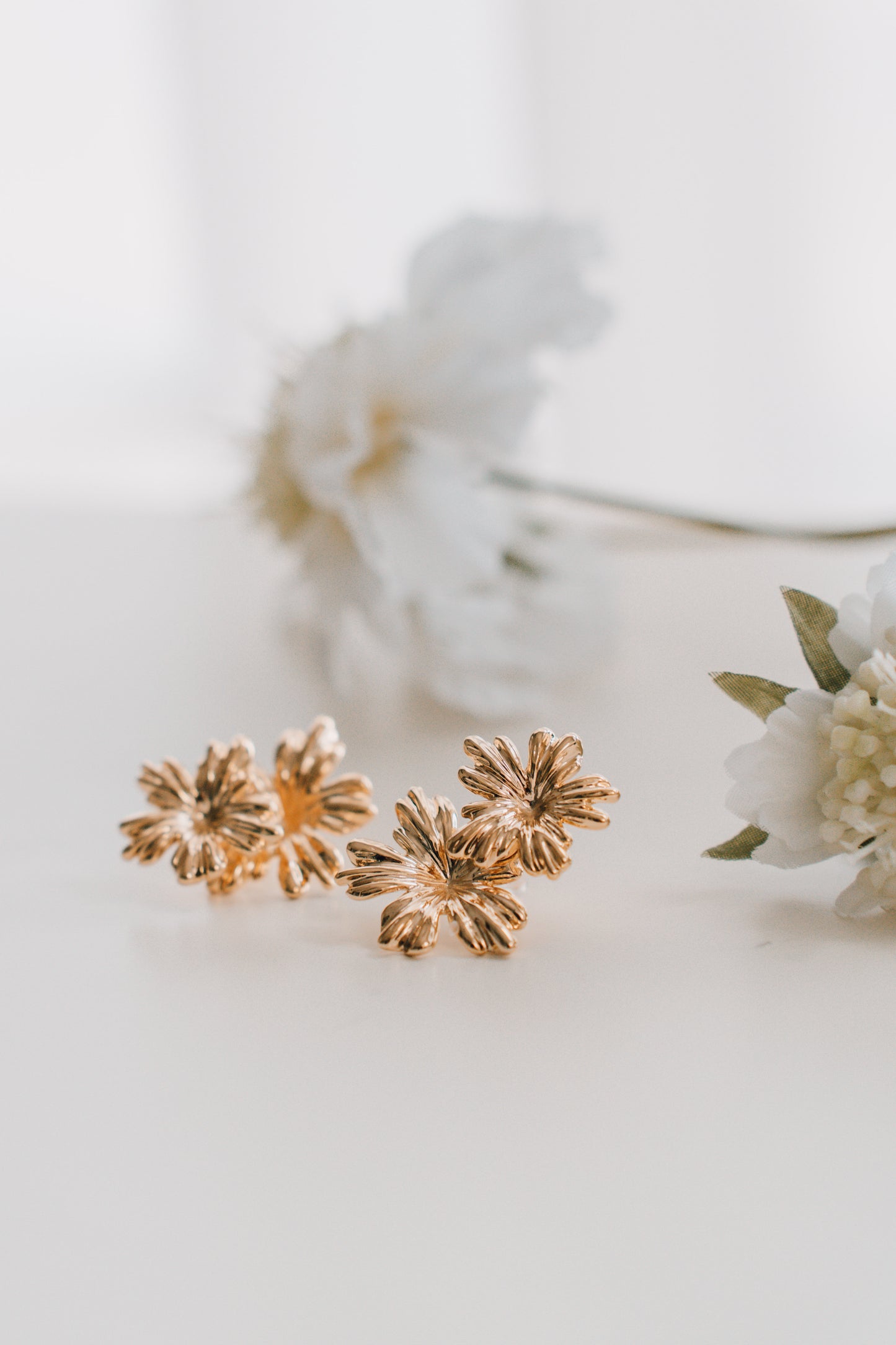18k Gold Arden Floral Earrings