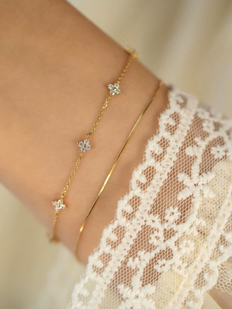 Vanessa Bracelet in Gold