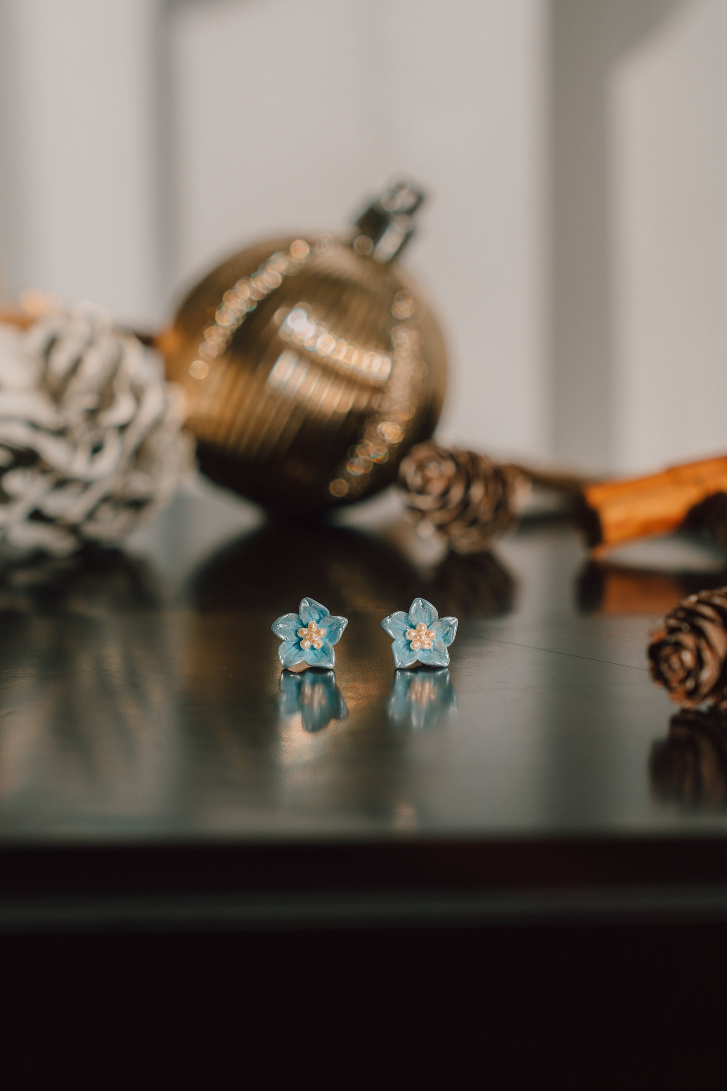 925 Silver Floriane Floral Studs (Petal Blue)