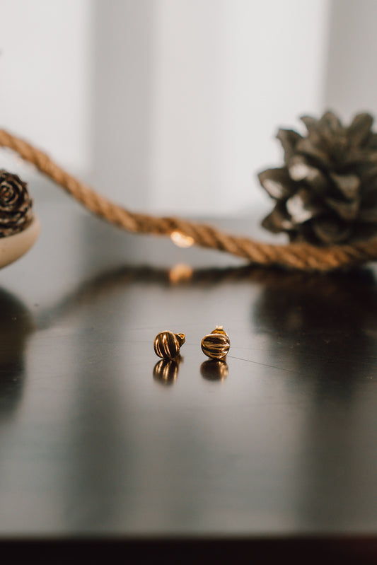 18k Gold Catrina Minimalist Earrings