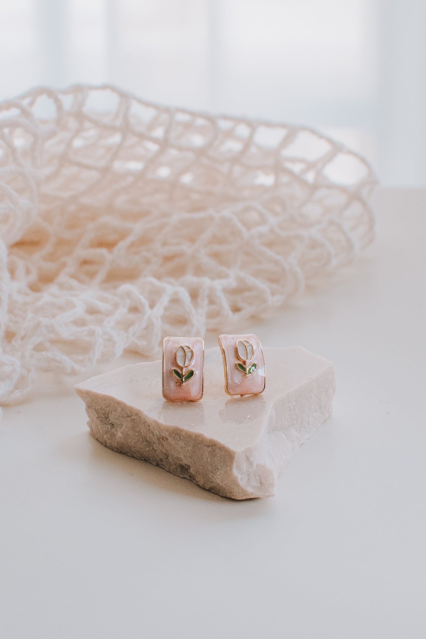 Brenda Floral Earrings (Strawberry Cream)