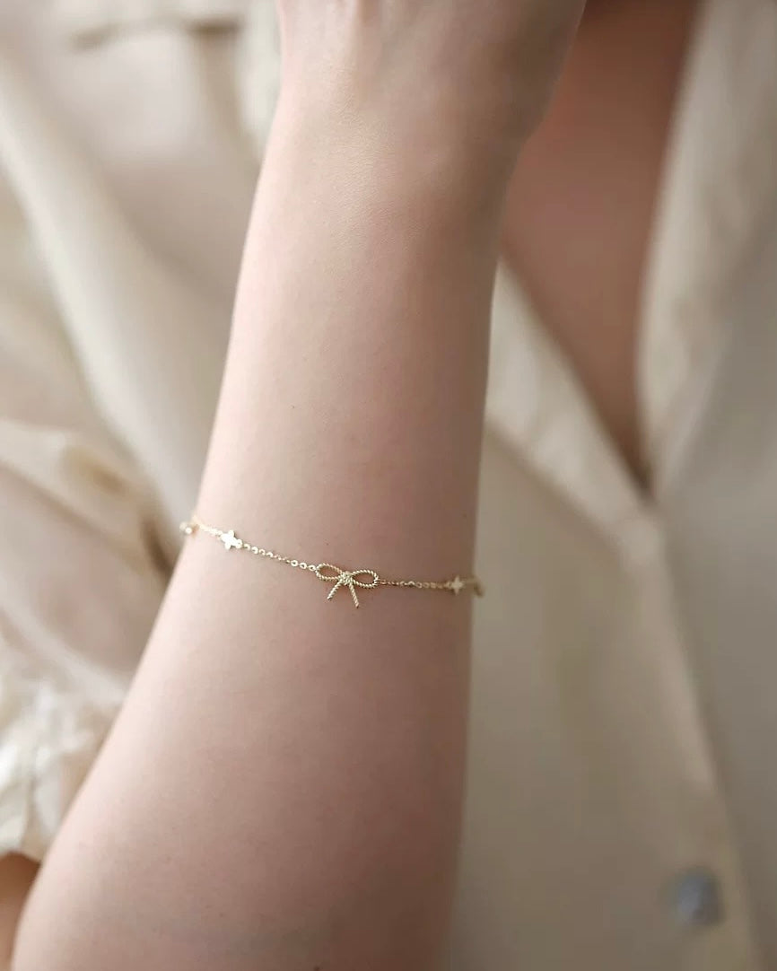 En Pointe Bracelet (Silver/Gold)
