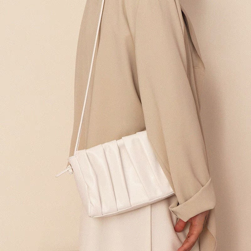 *PREORDER* Dailyn Pleated Handbag