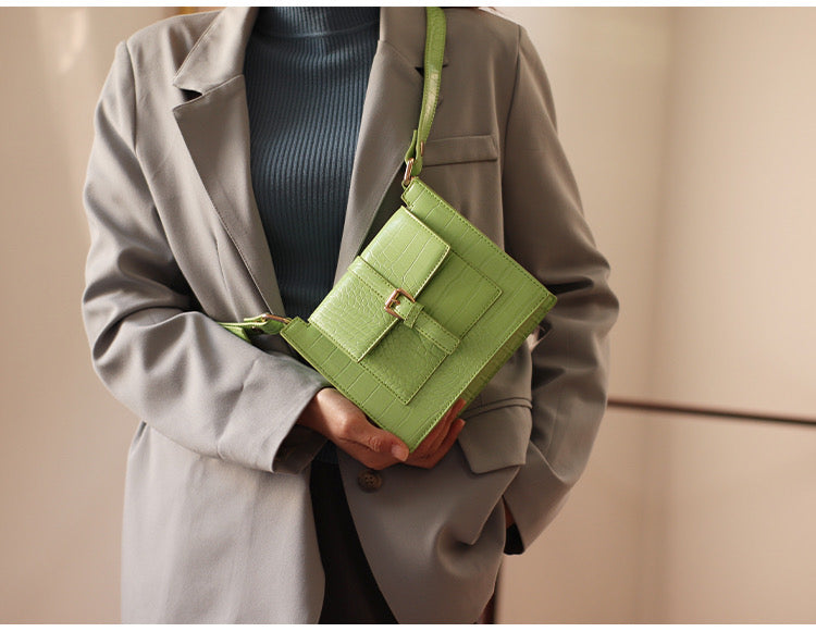 *PREORDER* Eilinie Structured Bag