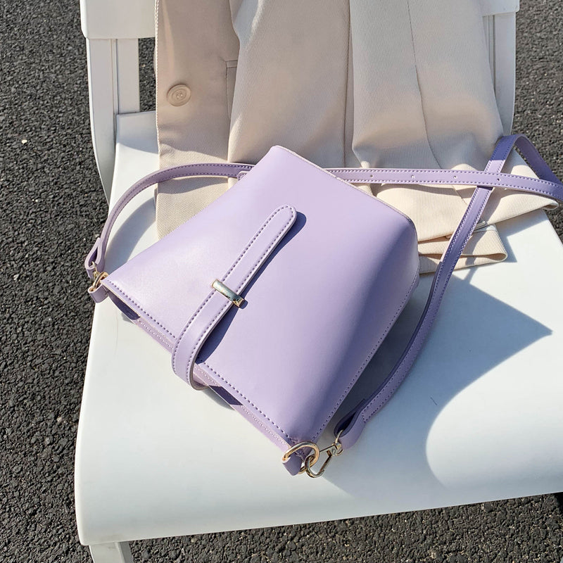 *PREORDER* Jayla Sling Bag (Lavender)