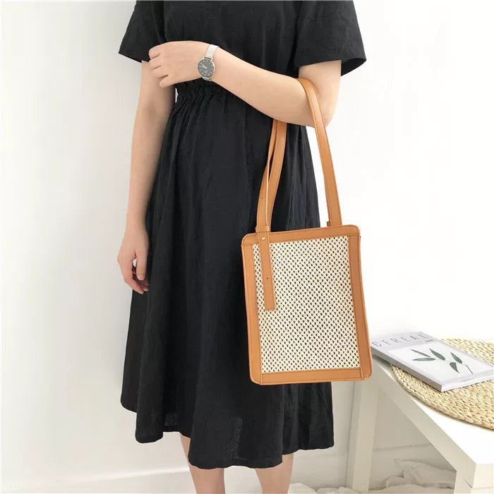 *PREORDER* Sanly Shoulder Bag