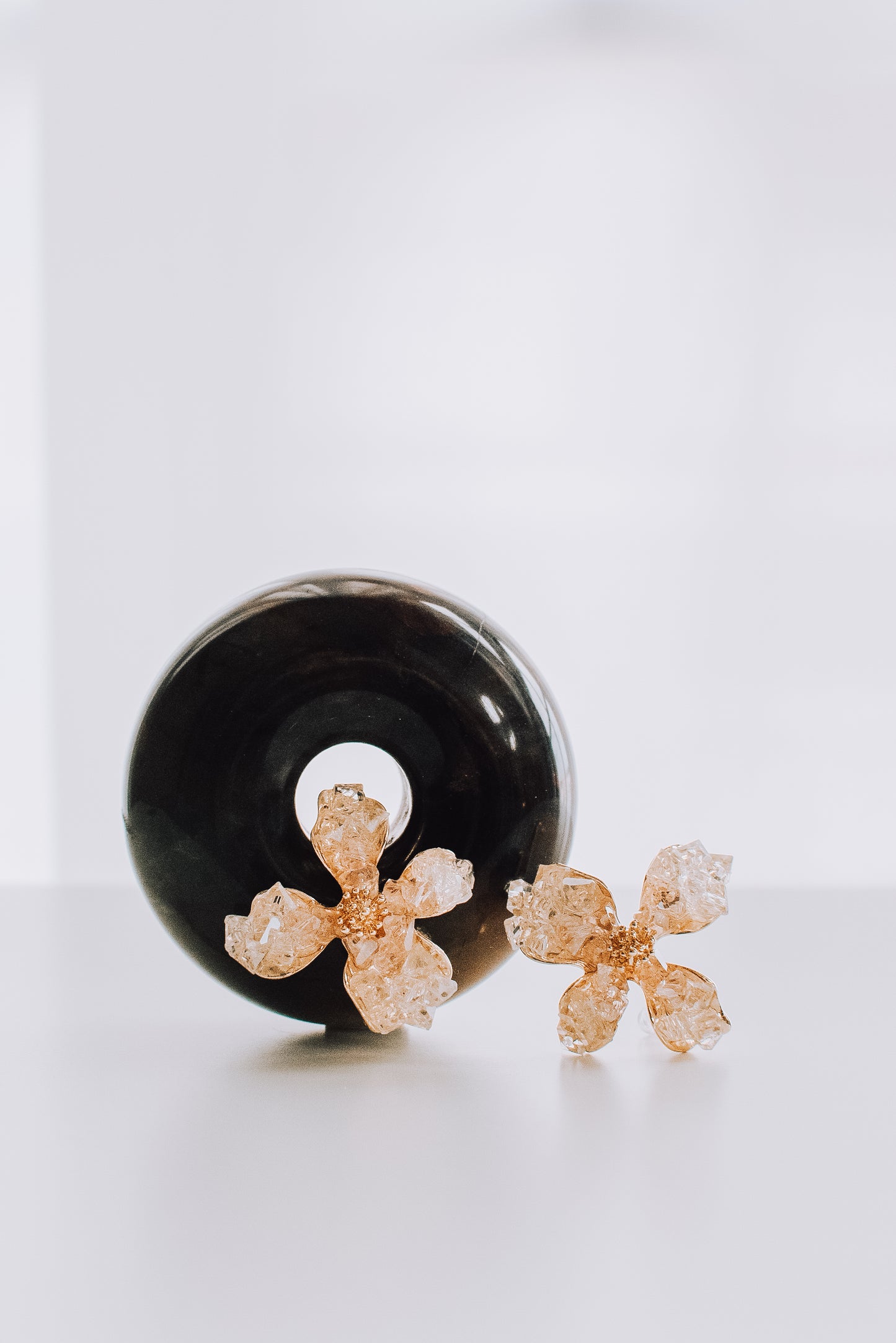 18k Gold Kira Champagne Flowers Earrings