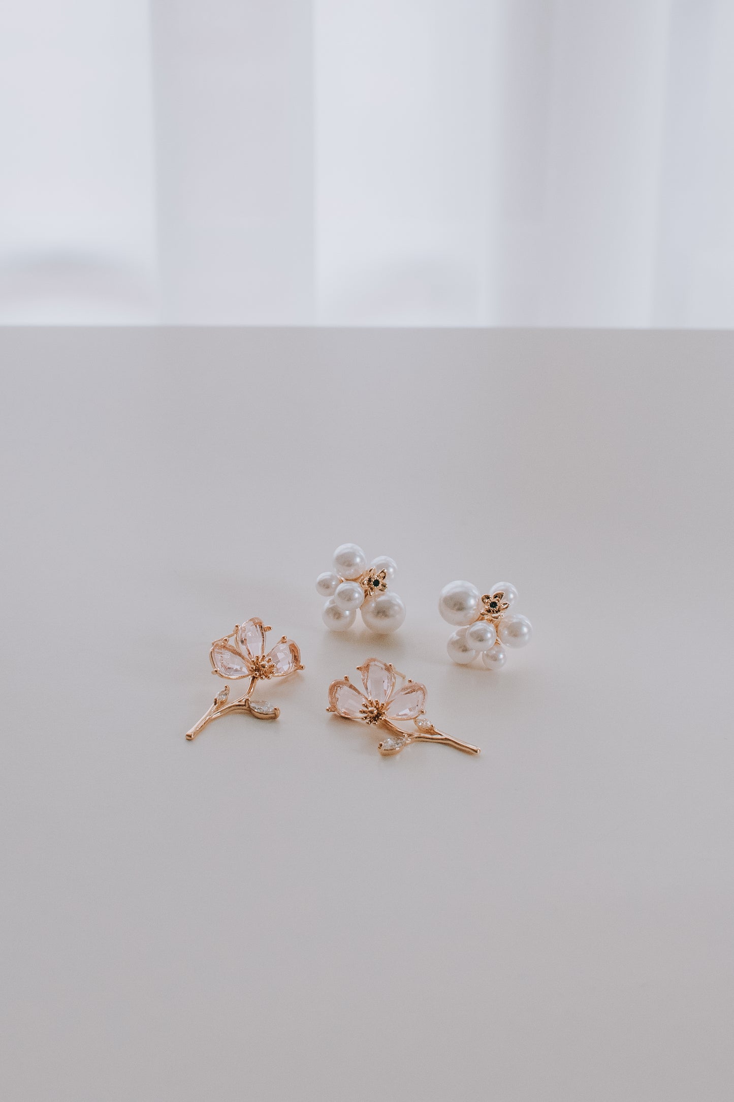 Polina Floral Glass Earrings (Tea Rose)