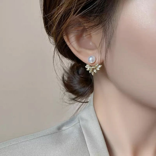 Axelle Pearl Studs